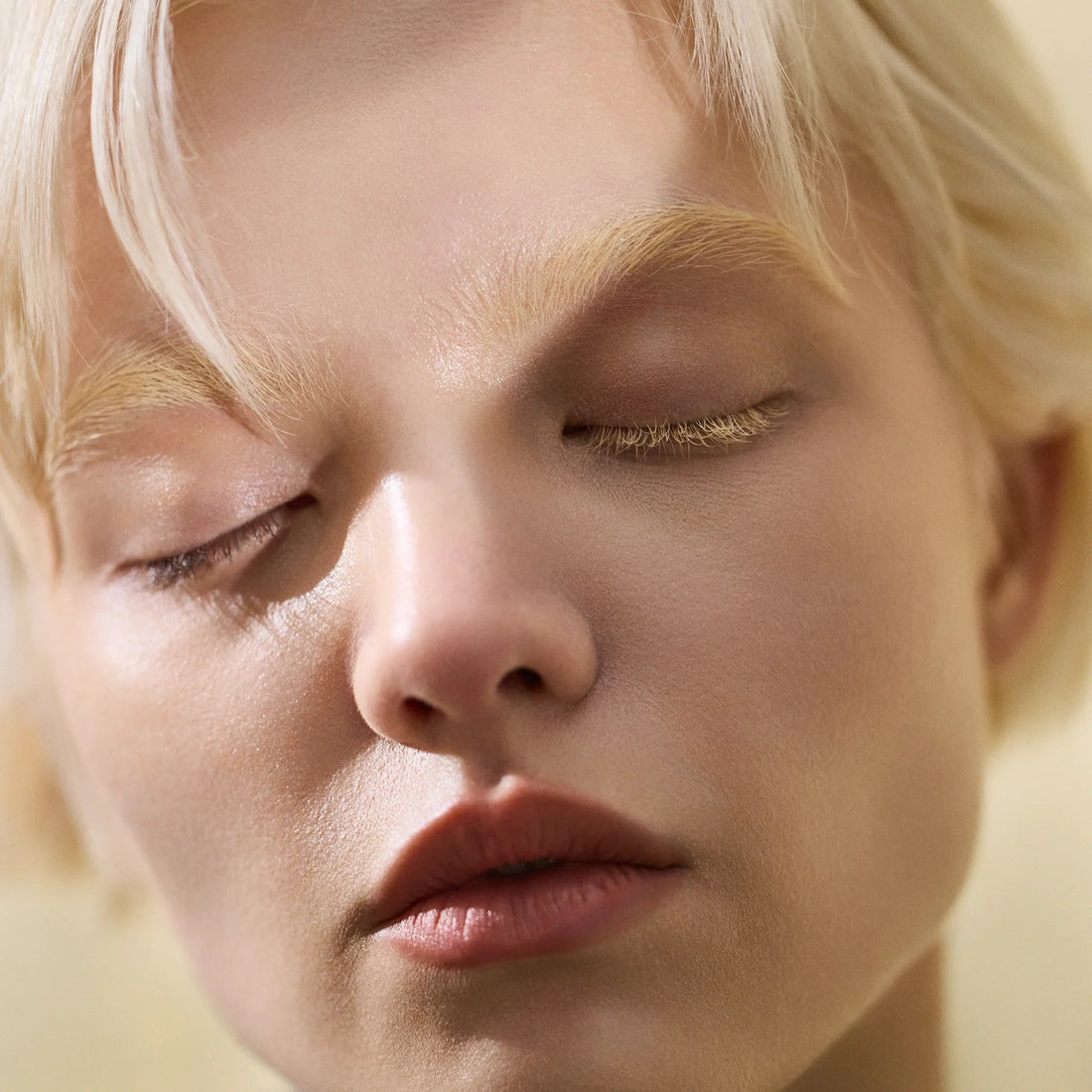 What’s the definition of sensitive eyes? - IN MY EYES