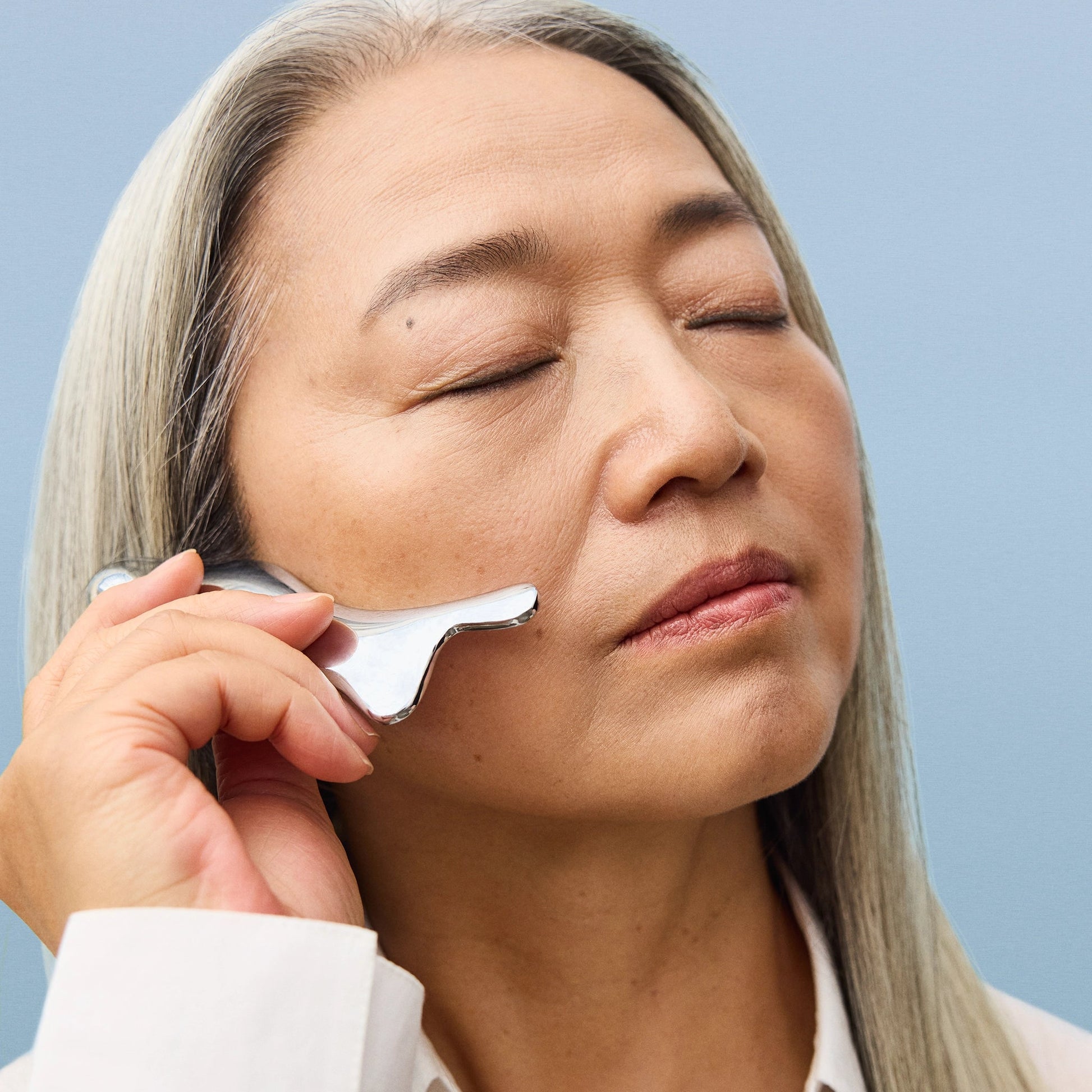 (mermaid tail) Eye - to - Face Gua Sha Roller - IN MY EYES